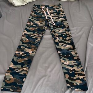 The Upside camo leggings sz XS NWOT